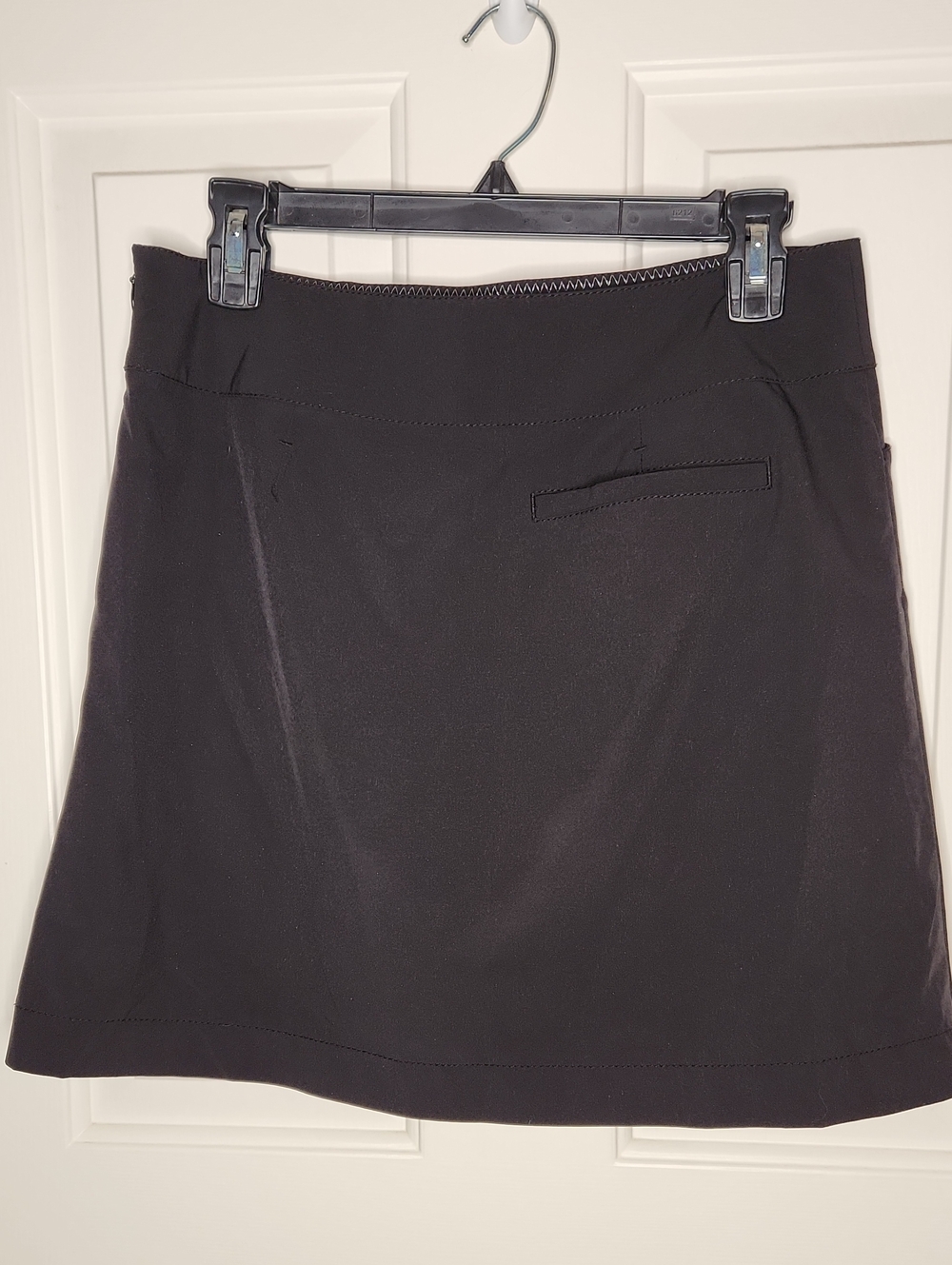 Annika by Cutter & Buck Asymmetrical Golf Skort Size 4 - Picture 6 of 12